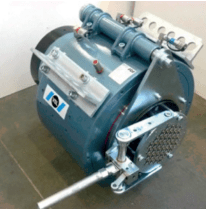 Large stressing jack for post tensioned cables in a bridge structure