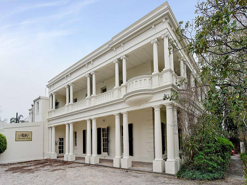 Berkeley Hall
